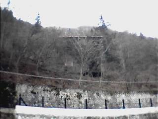 ���Α��̉w�̗l�q�B���������ɂ������Ɍ�����̂��A�������̃S���h��